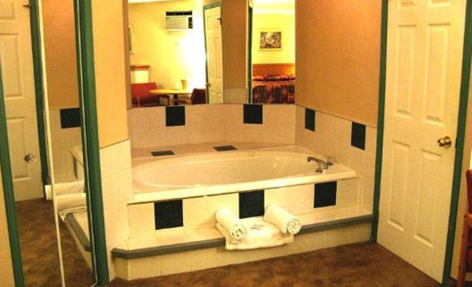Fairview Inn Cornwall Ngoại thất bức ảnh